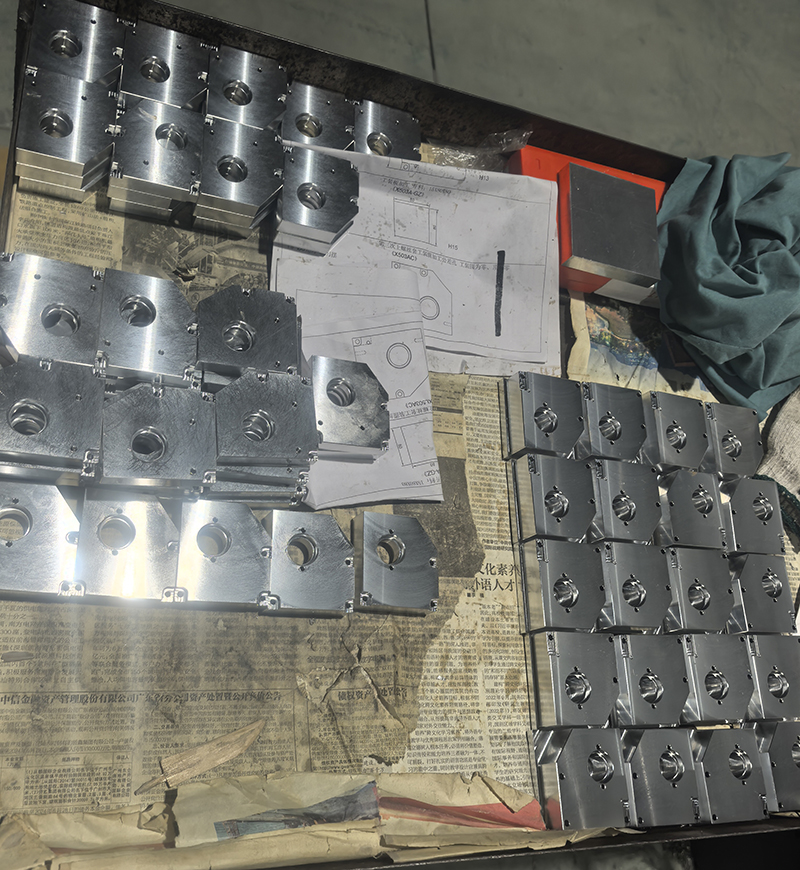 ����CNC�ӹ�41